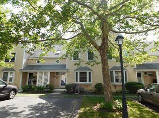 96 Danforth St APT 12, Taunton, MA 02780