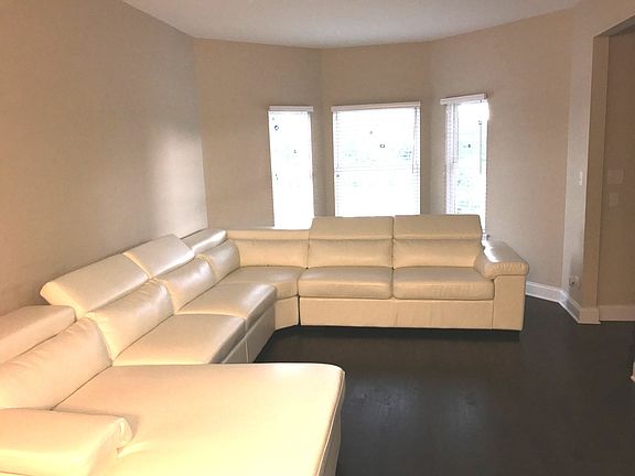 2nd image of 4248 186th St