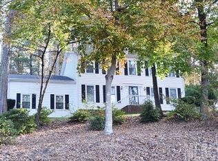 5426 Gunpowder Dr, Hickory, NC 28601