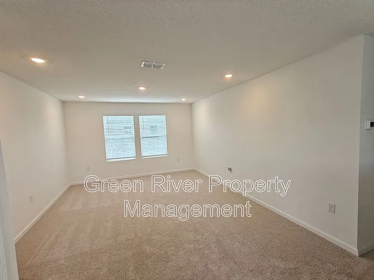 5724 Lagoon Cruise Way — Photo 44