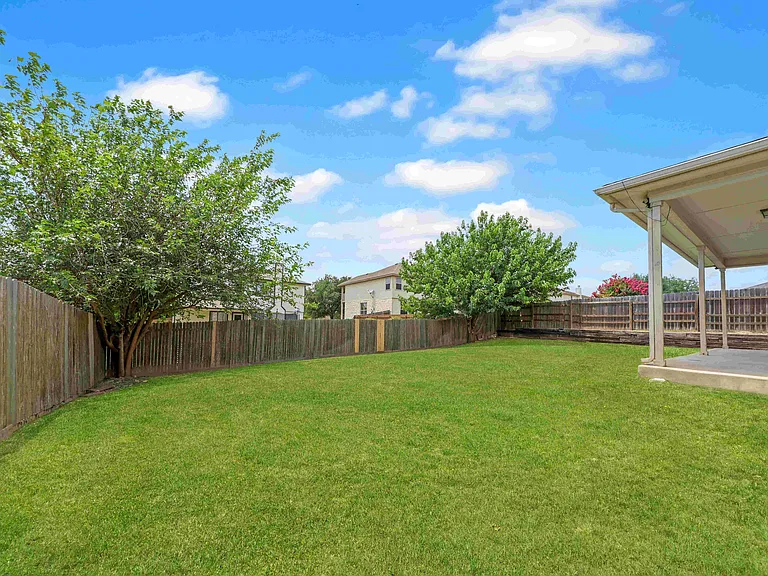 2203 Ryan Dr — Photo 36