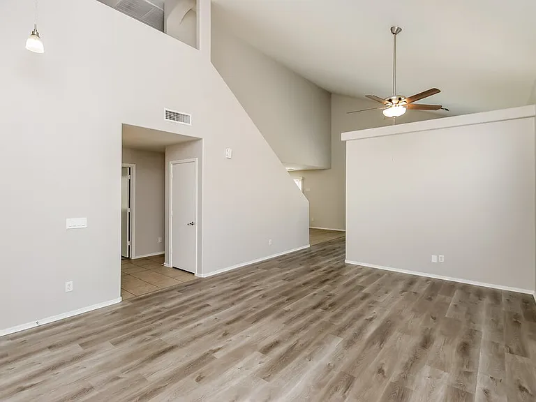 8115 W Florence Ave — Photo 5
