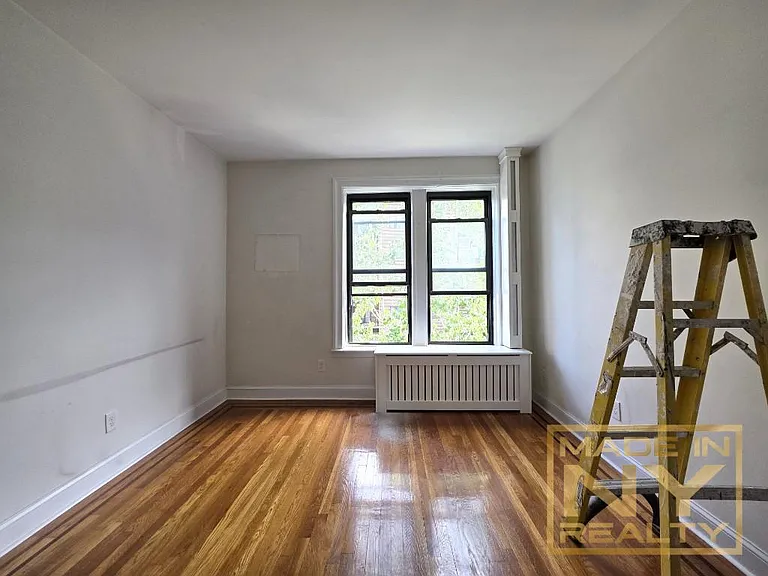25-23 31st Ave #B54 — Photo 4