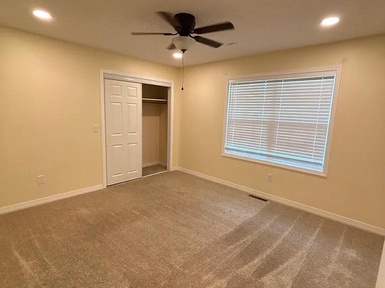 8241 W Farm Road 94 — Photo 12