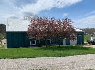 399 Harbour Ln, Hurricane, WV 25526