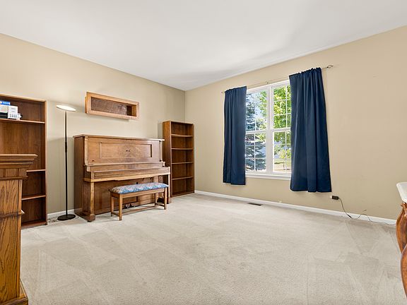 4th image of 5474 Waters Bend Dr