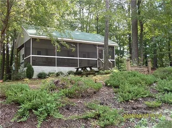 104 Arapaho Dr, Louisburg, NC 27549