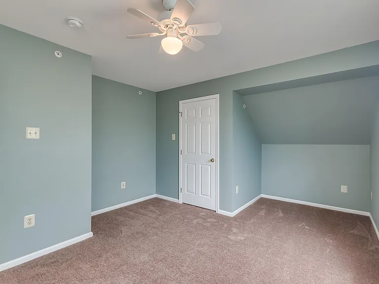 5806 Riverfront Dr — Photo 16