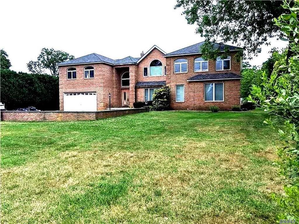 2739 Merrick Ave, Merrick, NY 11566 MLS 3283254 Zillow