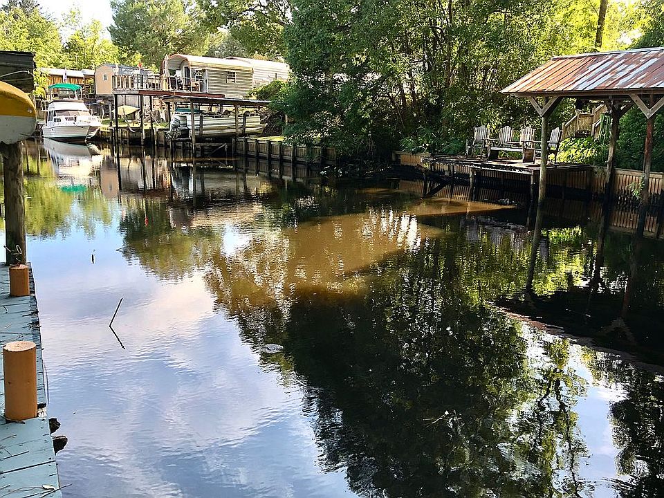 1st image of 157 Sportsman Rd