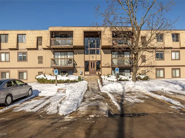 9771 Sunrise Blvd Unit N9, North Royalton, OH 44133