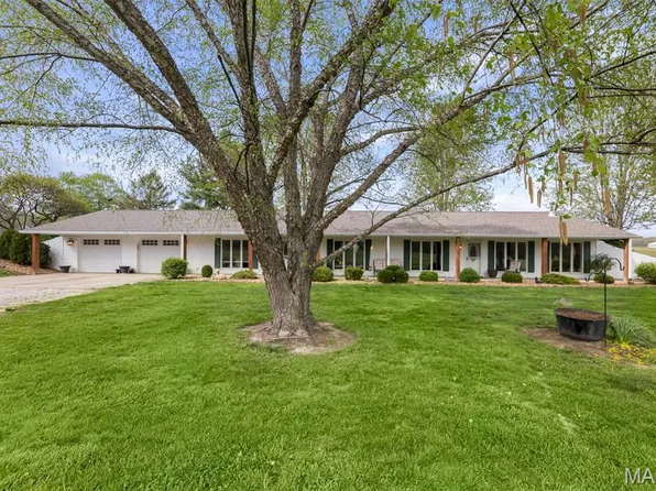 4837 Rocky Branch Rd, Bethalto, IL 62010