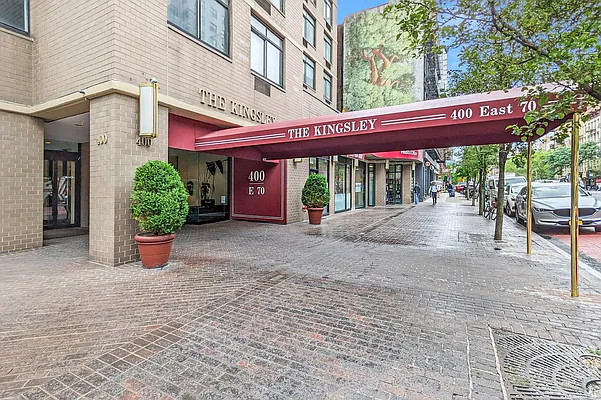 400 East 70th Street #1103 in Lenox Hill, Manhattan | StreetEasy