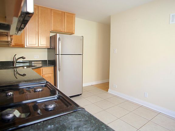 4th image of 8132 Keating Ave
