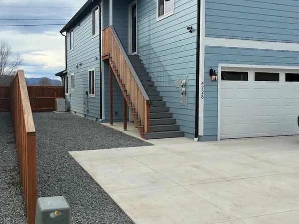 4728 Gebhard Rd, Central Pt, OR 97502