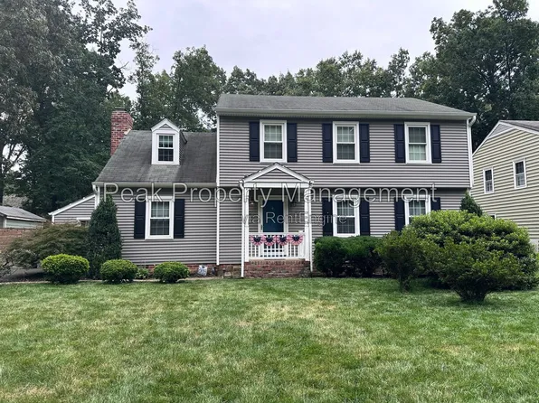 1825 Red Queen Ct, North Chesterfield, VA 23235