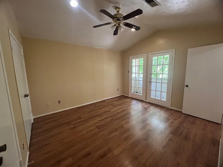 11514 Nobility Dr #C — Photo 17