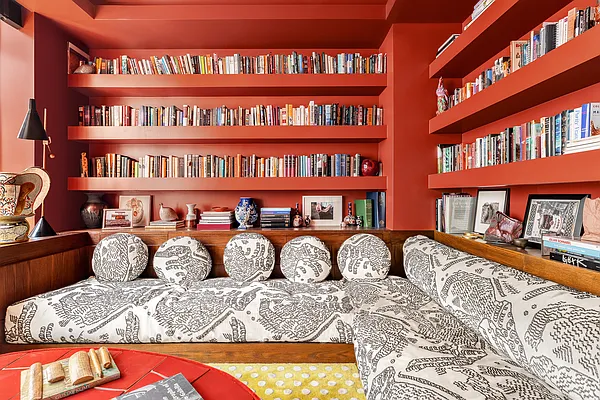 Sold by Compass | media 42