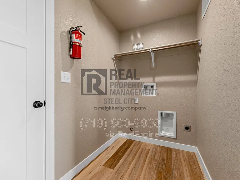 1886 E Jerrian Ln — Photo 24