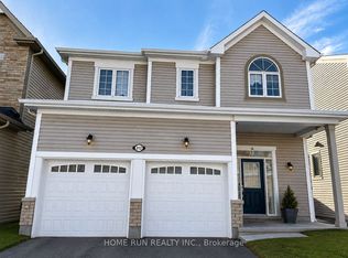 312 Everglade Way, Ottawa, ON K2M 0K8