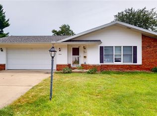 1523 E Barrington Ave, Decatur, IL 62526