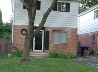 285 Linden Ave, Glencoe, IL 60022