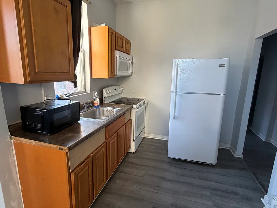 1520 W Tioga St #2