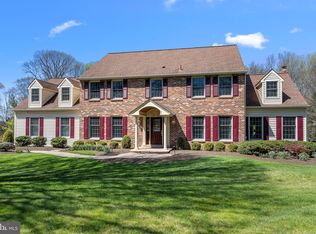 60 Ponderosa Dr, Holland, PA