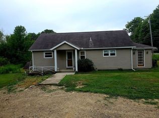 1766 E Poland Rd, New Castle, PA 16102