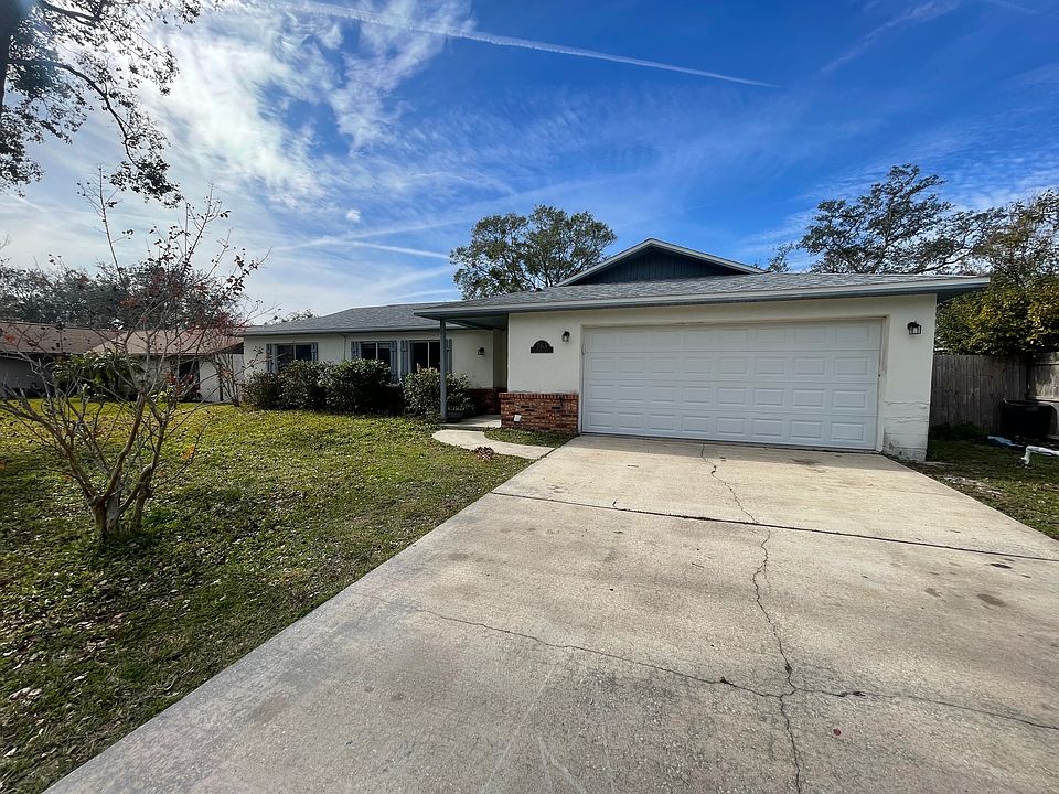 1st image of 763 Falcon Dr