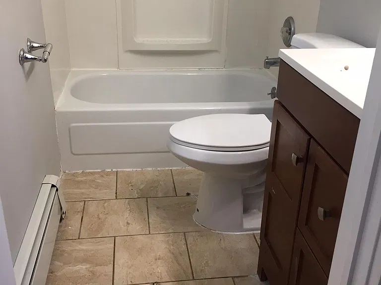392 Madison Ave — Photo 12
