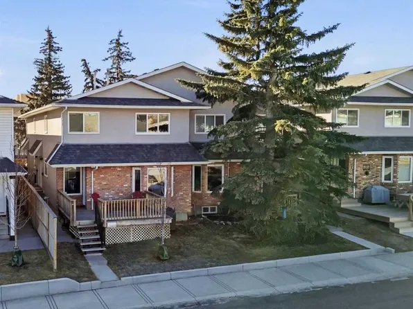 2121 N 34th Ave SW #1, Calgary, AB T2T 2C5