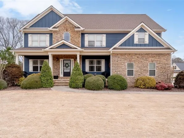 11 Watersedge Ct, Dallas, GA 30157