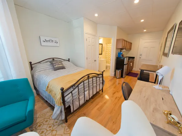 302 Newbury St, Boston, MA