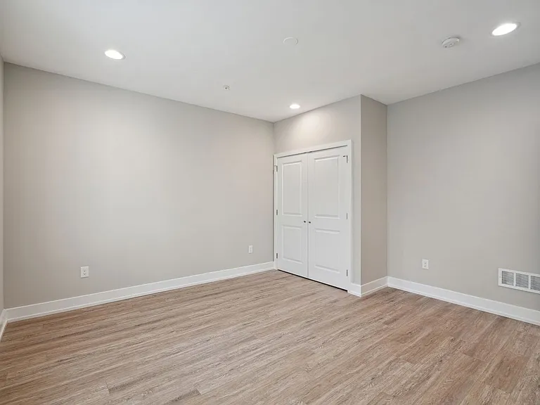 2612 Annin St #3 — Photo 12