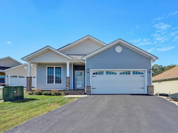 1195 Cardiff Ct, Roanoke, VA 24019