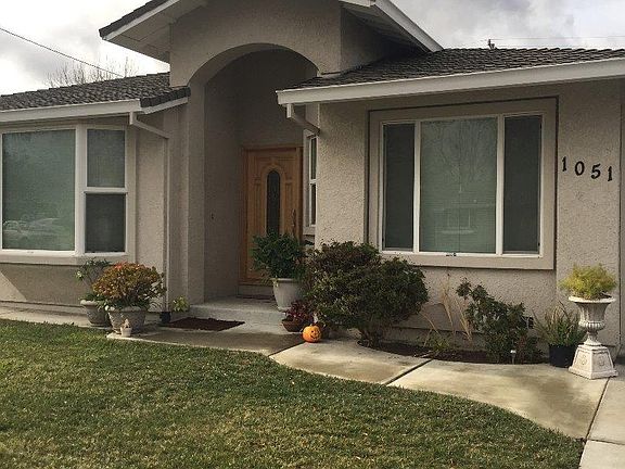 5th image of 1051 S Blaney Ave