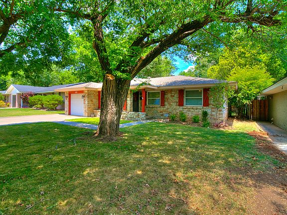 4th image of 1831 Westminster Pl