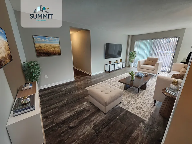 535 Proudfoot Ln — Photo 14