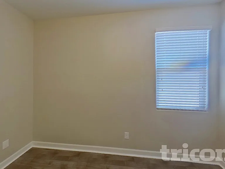 41287 W Hensley Way — Photo 12