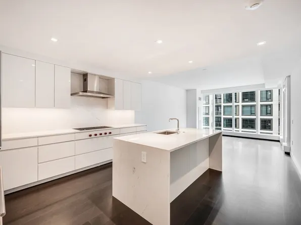 150 Seaport Blvd Unit 17A, Boston, MA 02210