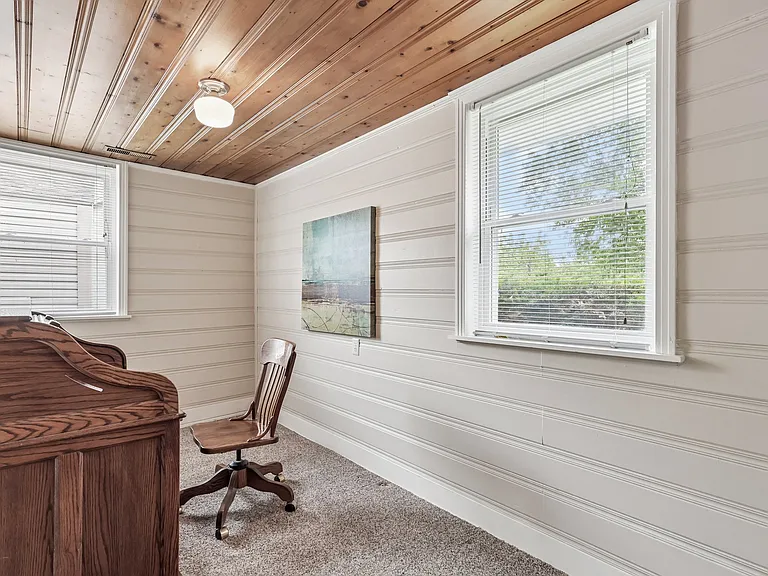 686 Portage Lakes Dr — Photo 37
