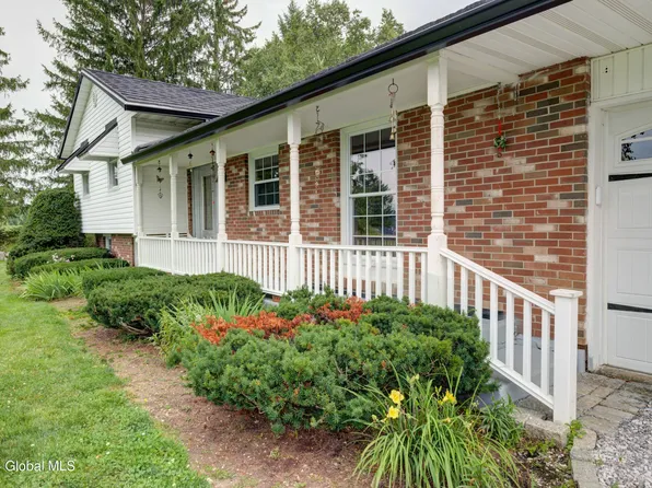6866 State Route 10, Sharon Springs, NY 13459