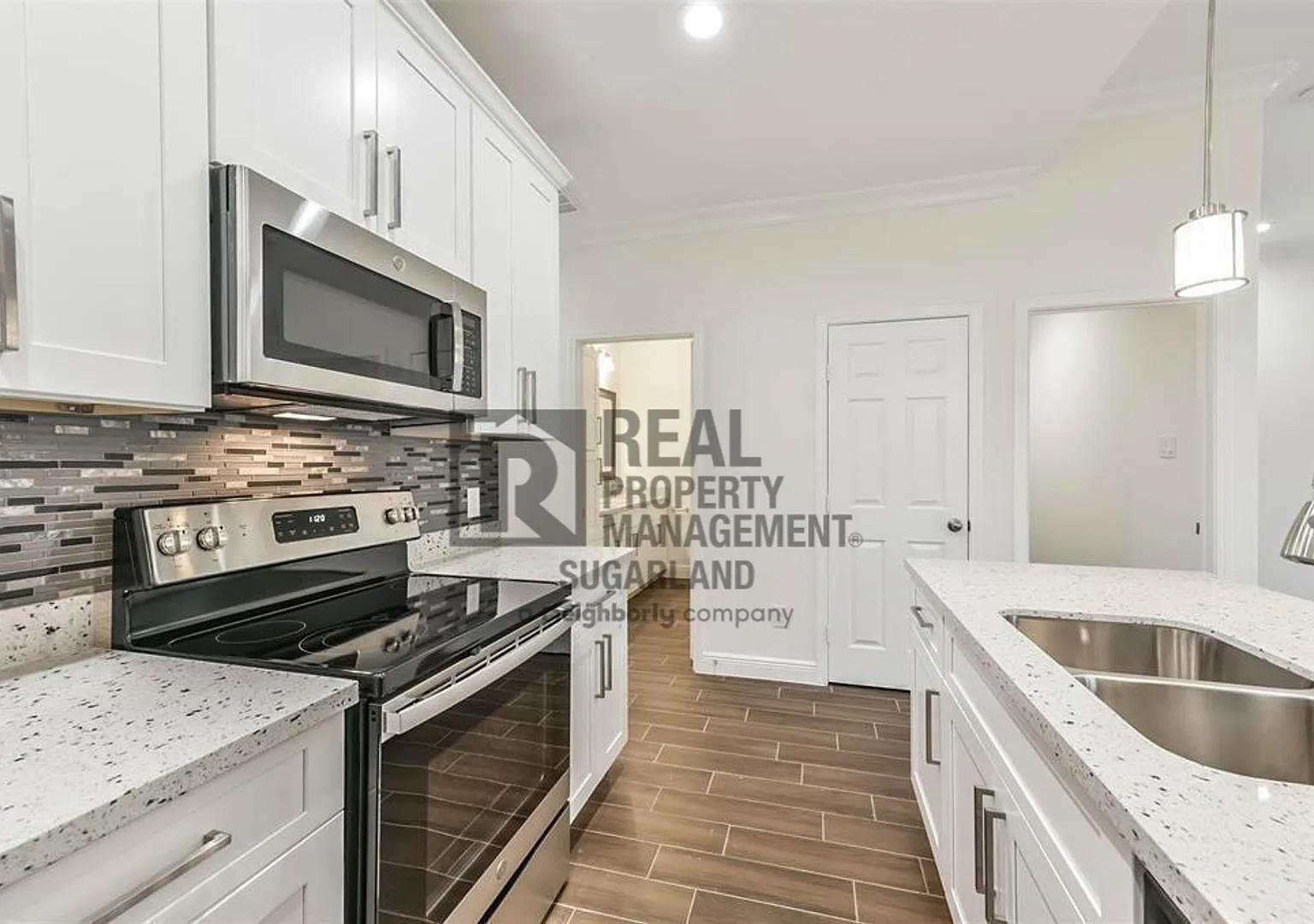 4810 Wilmington St — Photo 1