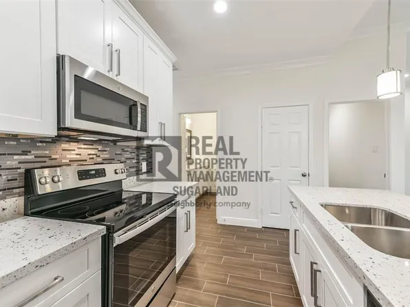 4810 Wilmington St, Houston, TX 77033