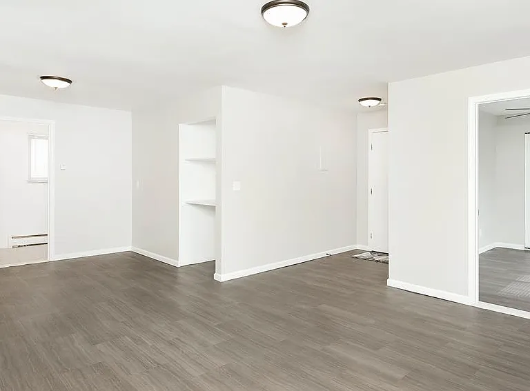 3330 Greenfield Rd #23 — Photo 9