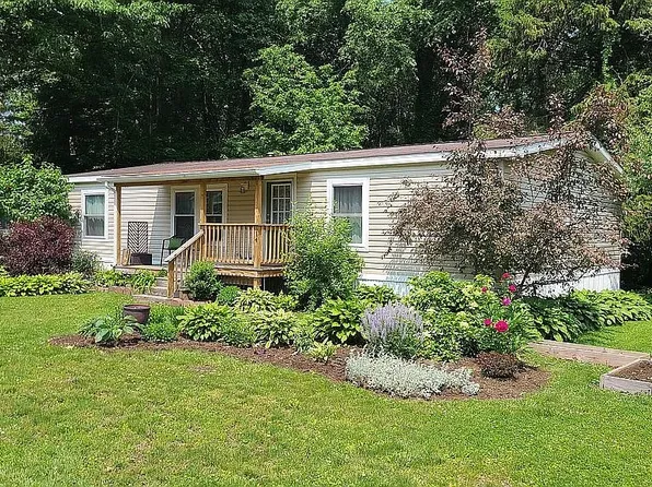 700 Culbertson Dr, Lake City, PA 16423