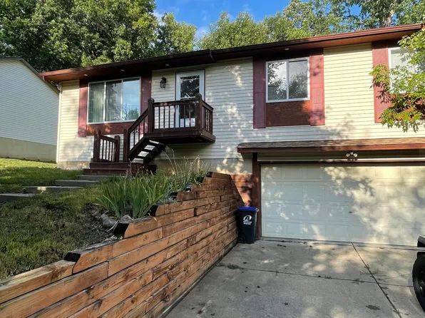 1405 Oregon Blvd, Waterford, MI 48327