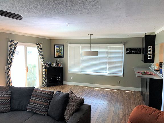 5th image of 2140 College Ave SE
