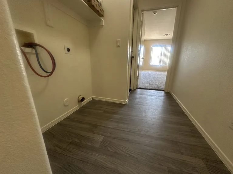 3285 E Ford Ave — Photo 30